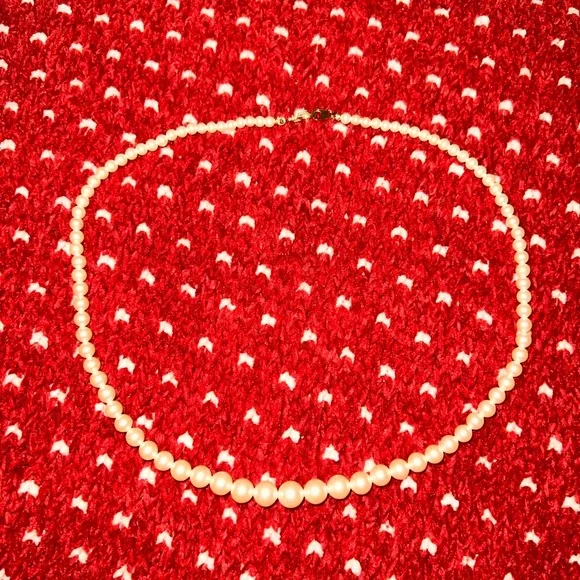 🐋🐚Pearl Necklace❤️ - Picture 7 of 8